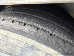  18 t  18 t Tandemkipper- Tieflader, wenig Benutzt, Breitbereifung