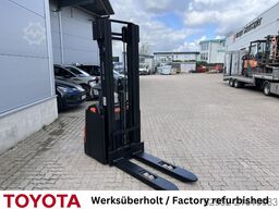 Toyota SWE 160 / Akku neu!