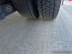 MERCEDES-BENZ 1836 LL Antos Pritsche & Heckkran MKG 116 A