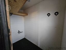 MERCEDES-BENZ ATEGO 818