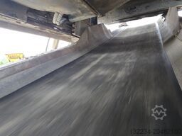 Powerscreen Premiertrak 400 jaw crusher