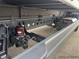 Mercedes-Benz Atego 1224 L Pritsche/Plane 7,25m LBW