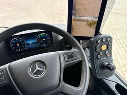 MERCEDES-BENZ ACTROS 1830 4x2 Kehrmaschine BUCHER OPTIFANT8000