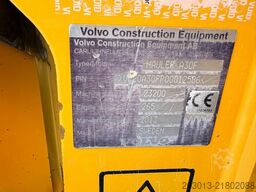VOLVO A30F 6x6 DUMPER