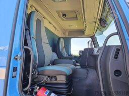 VOLVO FM 330 2.5T LIFT 159 TKM
