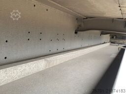 SCHMITZ CARGOBULL SKO 18/L FP 25_ Trockenfracht_ Türen_ disc