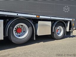Gs Meppel AV3000 / RONGEN / TWISTLOCKS