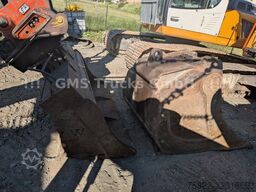 VOLVO EC 220 / SW + 2 Löffel