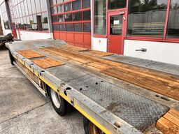 Möslein TF3 Schwebheim 3 Achs Tiefladeranhänger