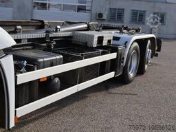 Actros 2551 ENA Abrollkipper mit Haken