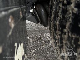 Schmitz Cargobull Semitrailer Reefer Standard divu klāju