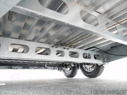 Ifor Williams HBX 506 | SCHWARZ+SATTELKAMMER +POLSTER + 3.BREMSLEUCHTE