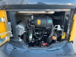 Komatsu PC26MR-3 / 2.032h / Tieflöffel