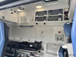 VW VW T6, 2.0 TDI, Blutbox, Trage und Sessel.