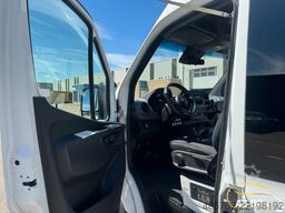 MERCEDES-BENZ Sprinter 519 CDI