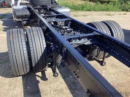 Ford Ford 4x2 Road 1833 Daycab
