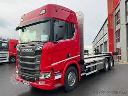 Scania R590 6x4 Kurzholz Kran und Schemel nach Wahl