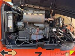 JLG 800AJ