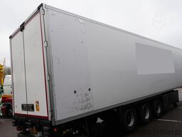 LAMBERET 3 AXLE FRIGO TRAILER WITH CARRIER VECTOR 1950 MT