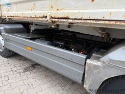 MERCEDES-BENZ 818 Atego 3-Seiten-Kipper AHK