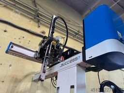 Chen Hsong JetMaster 88-MK6 mit dem Roboter