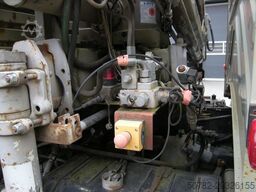 UNIMOG Unimog U1250 mit Kran