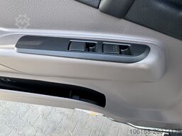 Fuso Canter 9C18 Abrollkipper 63990 Euro