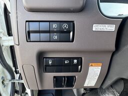 Fuso Canter 9C18 Abrollkipper 63990 Euro
