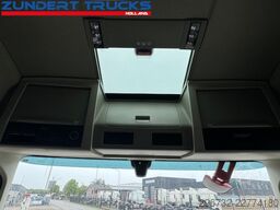 Volvo FH 500 6X2 GLOBETROTTER,IPARCOOL, 2 TANKS, 2 BEDS