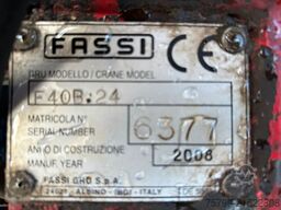 MITSUBISHI FUSO 5S13 Pritsche + Fassi F40B Kran  4x2