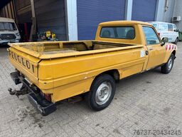 Peugeot 504 **DIESEL-FRENCH ORIGIN**
