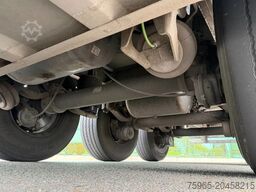 SCHMITZ CARGOBULL SCB*S3B THERMO KING SLXe300 LIFT AXLE 1340x250x2