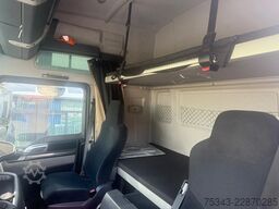 MAN TGX | Lifting axle | Steering axles | Retarder ...