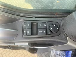 MAN TGX | Lifting axle | Steering axles | Retarder ...