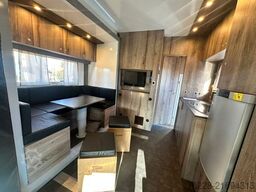 MERCEDES-BENZ Pferdetransporter