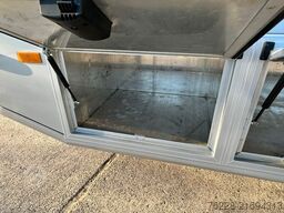 MERCEDES-BENZ Pferdetransporter