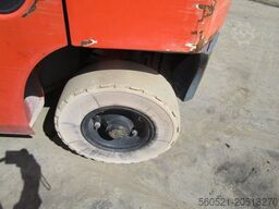 Toyota 06-8FG20F - GAS Triplex-FH 6,5m - Zinkenversteller