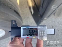 Schmitz Cargobull Semitrailer Reefer Standard divu klāju