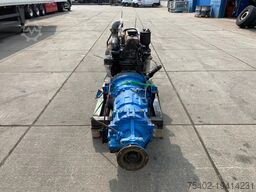 DAF 615 Motor met versnellingsbak