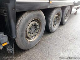 Schmitz Cargobull Reefer Multitemp Taillift