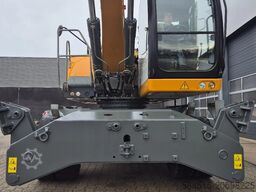 Liebherr LH30 M