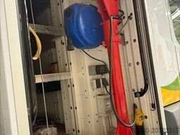 MERCEDES-BENZ 2030 L Antos 4x2, Kran,Generator,Plane,Hydraulik