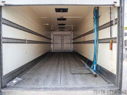 VOLVO FM340+POUSSIN/CHICKEN/KUIKEN/KÛKEN