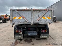 Scania 93-280 (POMPE MANUELLE / MANUAL PUMP)