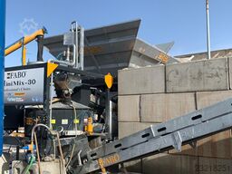 FABO Mobile Concrete Batching Plant 30 m3/h Mobile Concrete Batching Plant