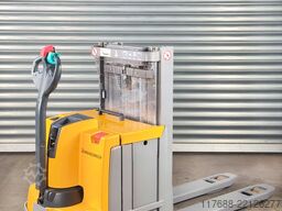 Jungheinrich EJD 220 - Service Neu -nur 2423 Std. Batterie 90%