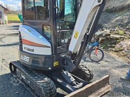 Bobcat E26