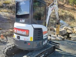 Bobcat E26