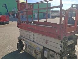 JLG 3246ES