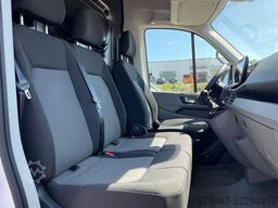 VOLKSWAGEN Crafter Kasten 35 L4H3 AHK RFK äden